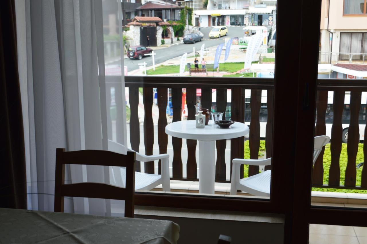 Aquamarine Apartments Светий Влас Екстер'єр фото