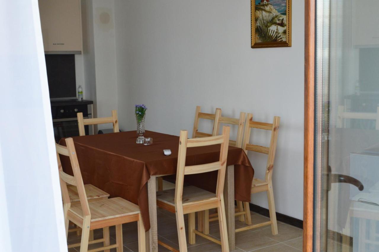 Aquamarine Apartments Светий Влас Екстер'єр фото